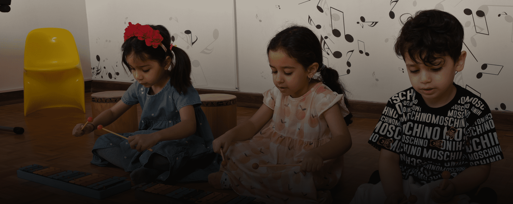 تصویر آموزشگاه هنر موسیقی